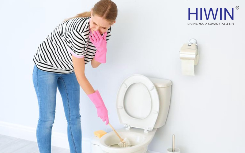 mùi hôi nhà vệ sinh ảnh hướng đến sinh hoạt của các thành viên trong gia đình