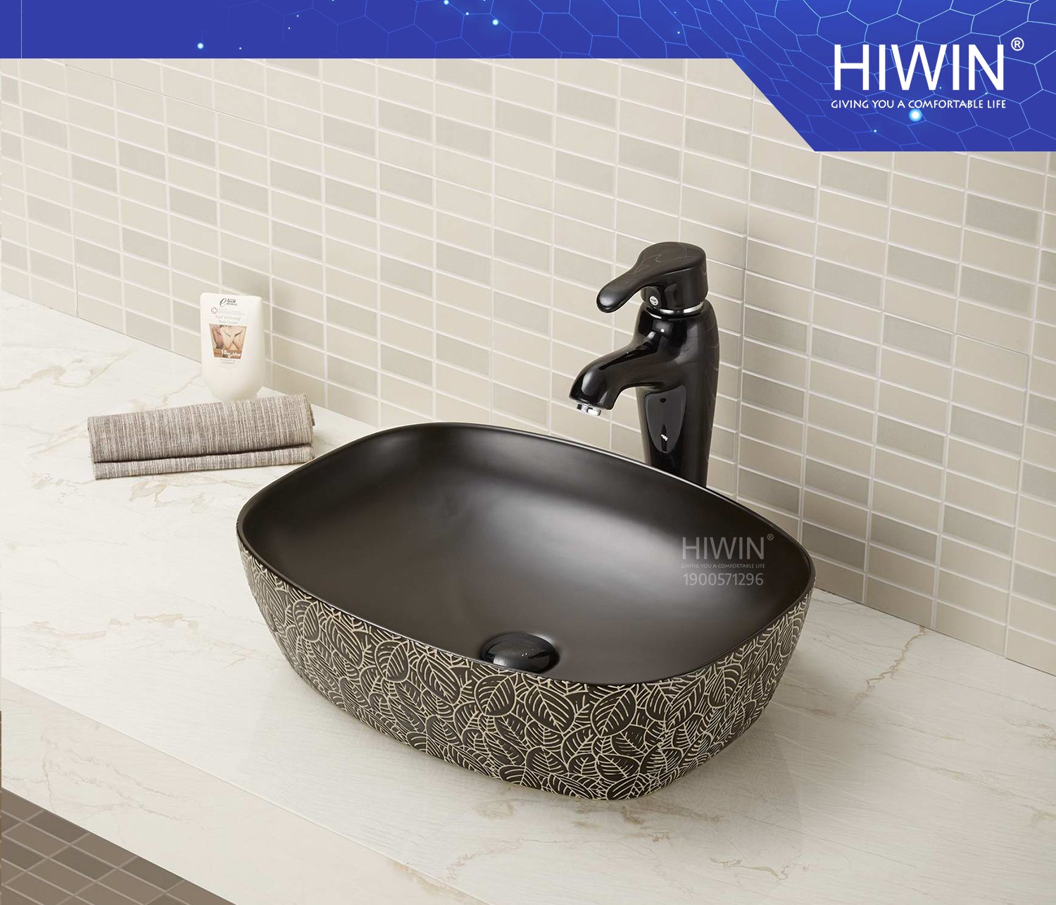 Chậu lavabo hoa văn nổi bật với màu đen sang trọng