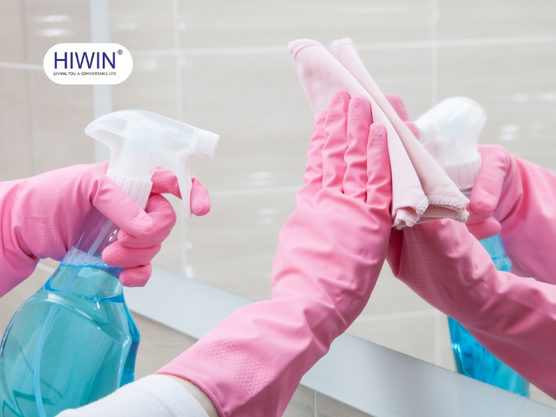 Làm sạch gương nhanh chóng với những mẹo nhỏ