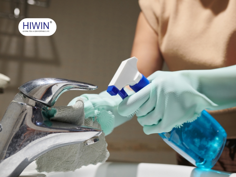 Vệ sinh thiết bị nhà tắm inox không còn quá khó