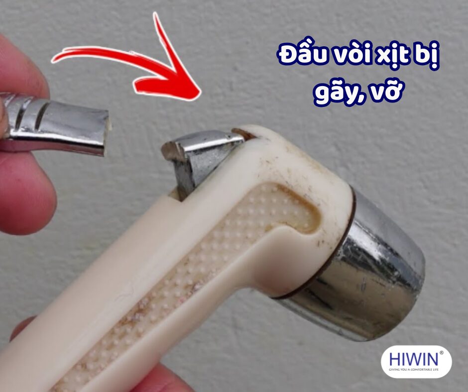 Đầu vòi xịt bị gãy, vỡ