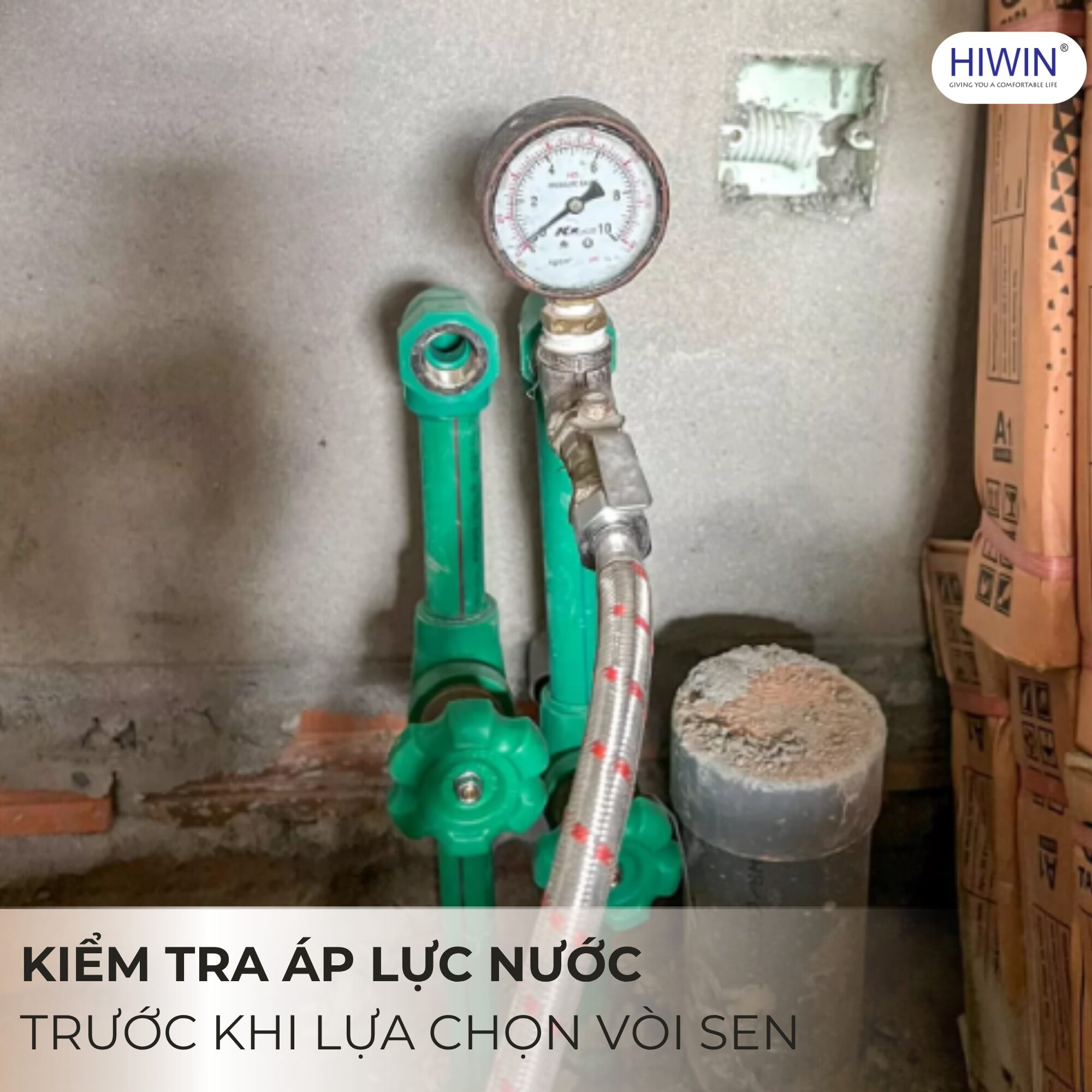 Kiểm tra áp lực nước phòng tắm để chọn vòi sen phù hợp, đảm bảo dòng chảy ổn định